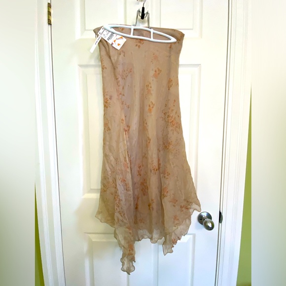 Silk asymmetrical Zara lined skirt - Picture 1 of 9